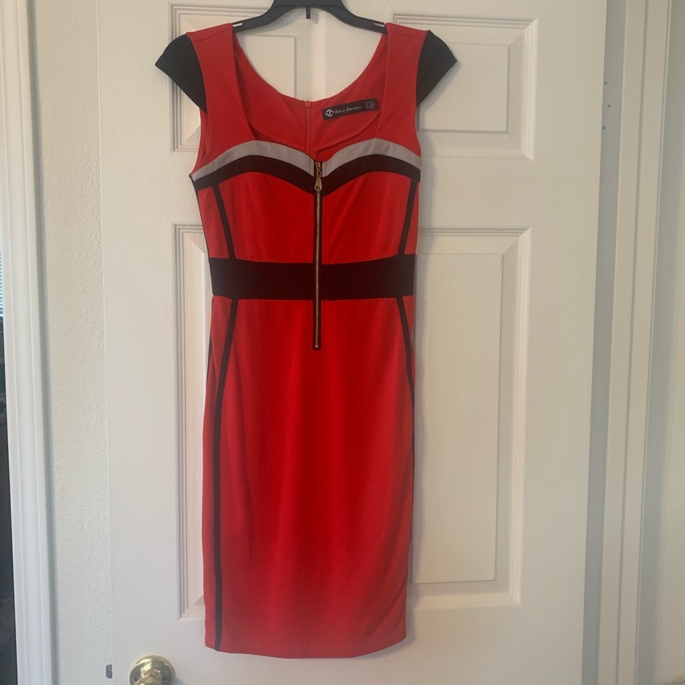 Red and black womens dress size 4 (S)